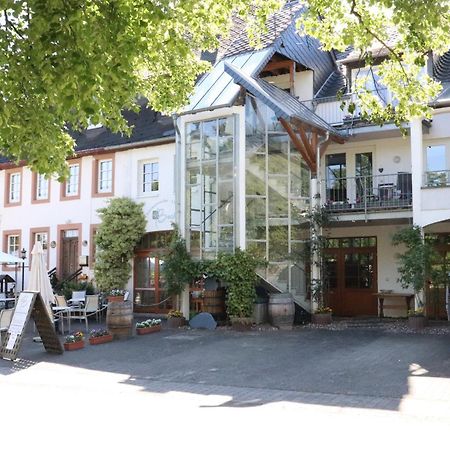 Апартаменты Ferienweingut & Gutsrestaurant Becker Burgen  Экстерьер фото