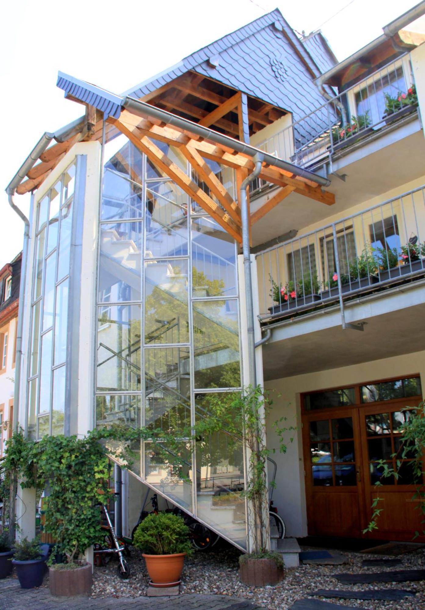 Апартаменты Ferienweingut & Gutsrestaurant Becker Burgen  Экстерьер фото